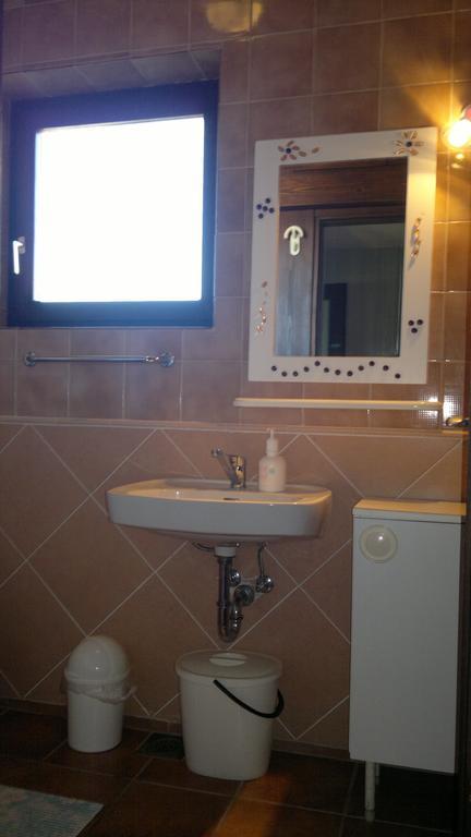 Apartments Ljuba I Mare Malinska Bilik gambar