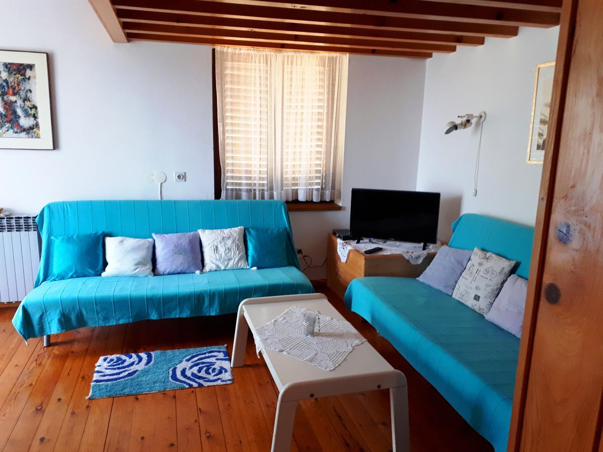 Apartments Ljuba I Mare Malinska Luaran gambar