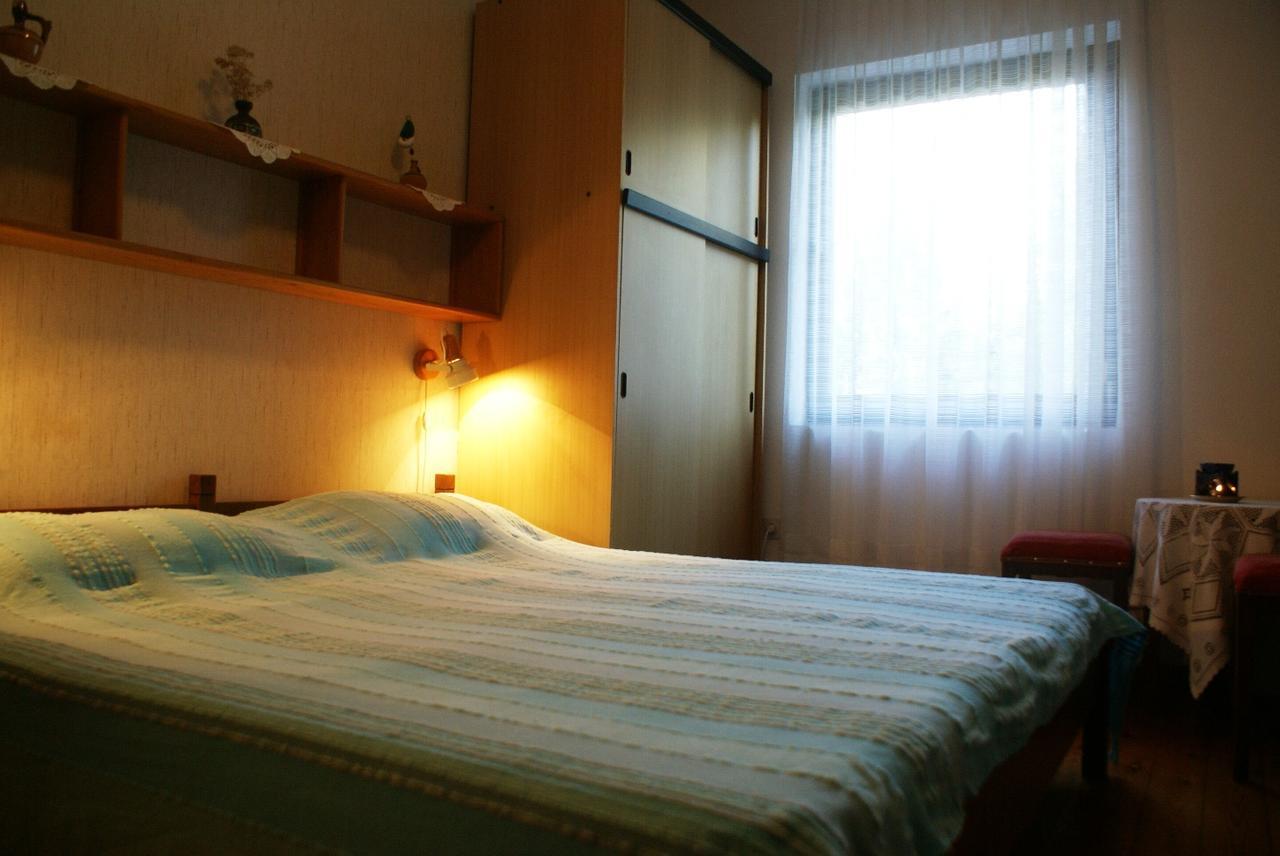 Apartments Ljuba I Mare Malinska Luaran gambar